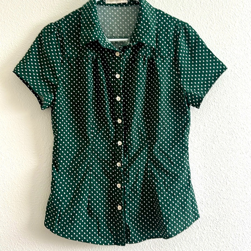 Green blouse